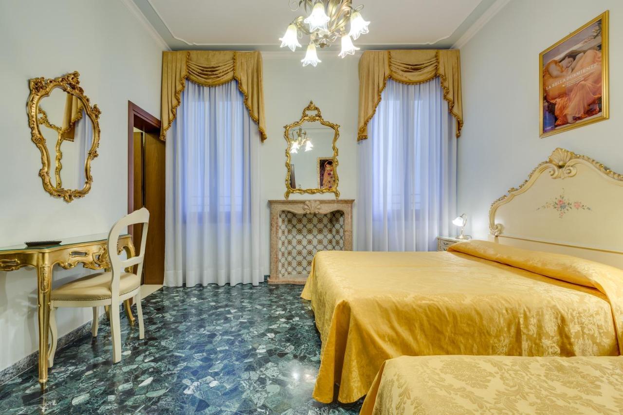Hotel Bernardi Semenzato Venesia Bagian luar foto