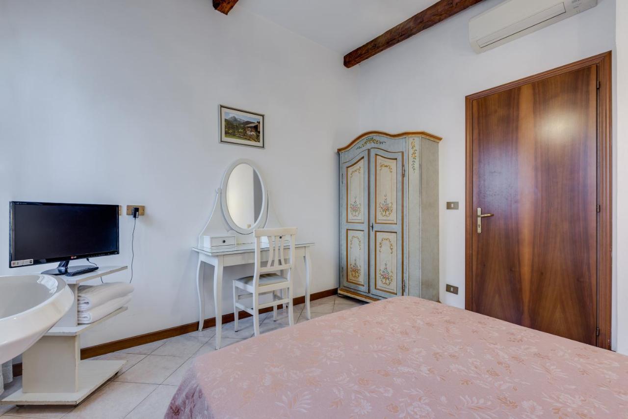 Hotel Bernardi Semenzato Venesia Bagian luar foto