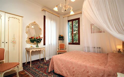 Hotel Bernardi Semenzato Venesia Bagian luar foto