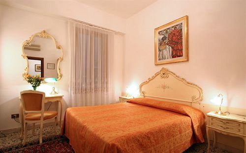 Hotel Bernardi Semenzato Venesia Bagian luar foto