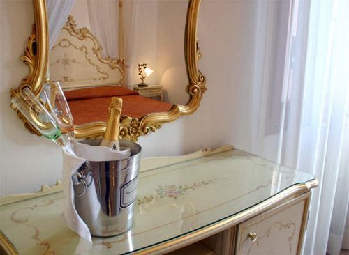 Hotel Bernardi Semenzato Venesia Bagian luar foto