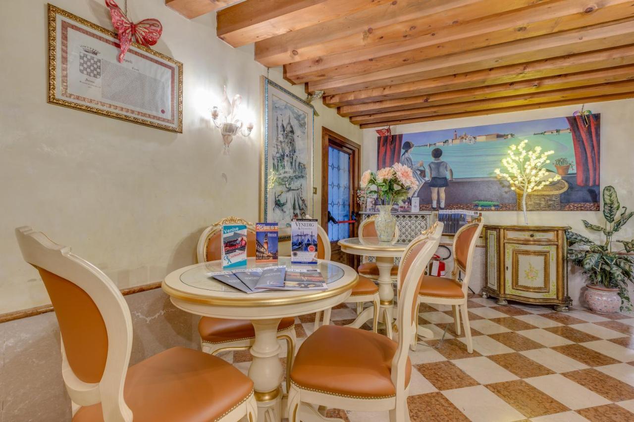 Hotel Bernardi Semenzato Venesia Bagian luar foto